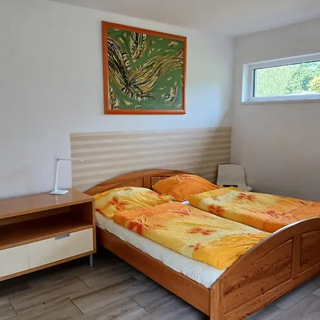 V Krásné Lípě Apartamento